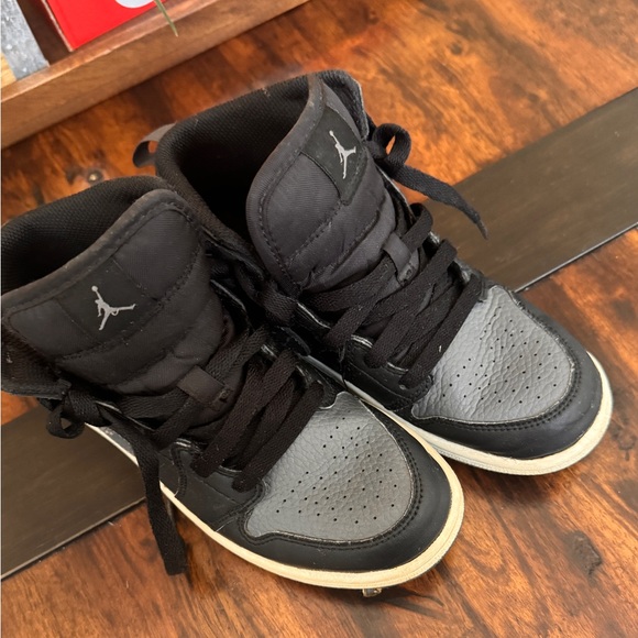 jordan 1 mid bp